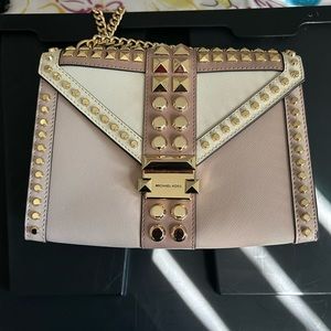 Michael Kors handbag never worn